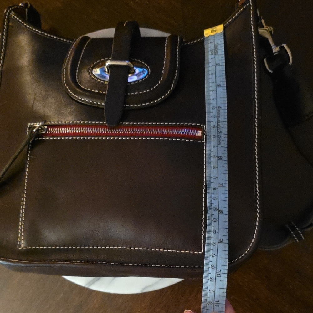 Dooney & Bourke Leather Crossbody Bag With Silver Hardware! - Picture 13 of 17